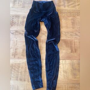 Lululemon black velour leggings